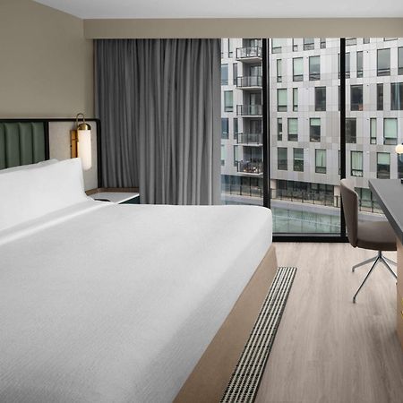 Embassy Suites By Hilton Madison Downtown Extérieur photo