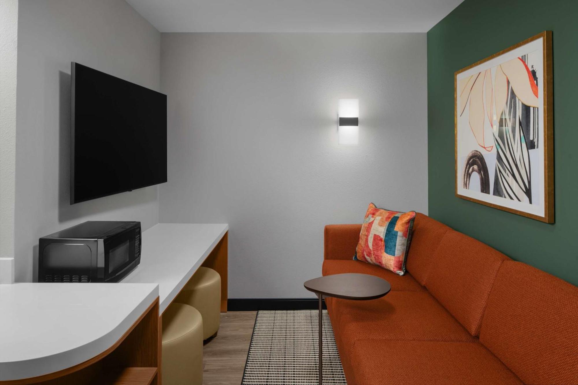 Embassy Suites By Hilton Madison Downtown Extérieur photo